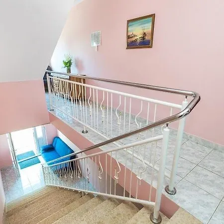 In With Sea View, Balcony, Air Conditioning, Wi-fi Apartment Vodice