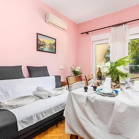 In With Sea View, Balcony, Air Conditioning, Wi-fi Apartment